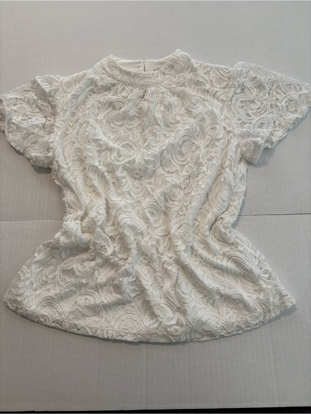 Perseption White Lace Short Sleeve Blouse